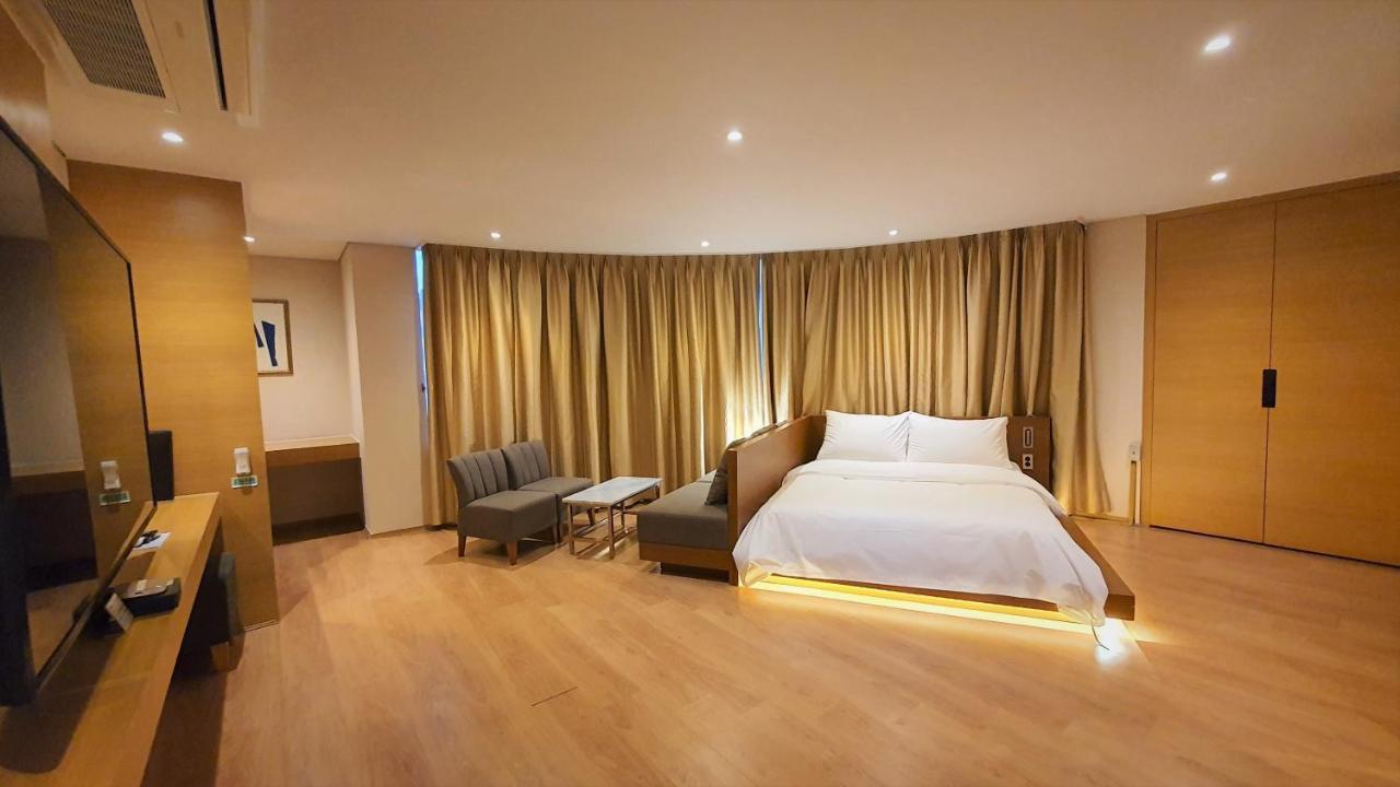 Benikea Hotel Bizinn Wonju Dış mekan fotoğraf